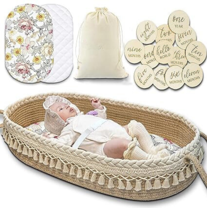 Moses Basket for Babies: Classic Comfort and Style